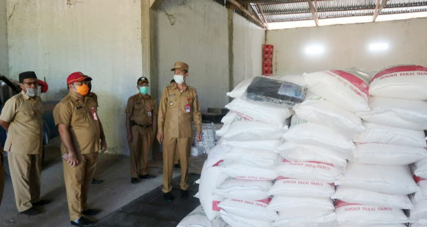 Bansos-Segera-Disalurkan,-Bupati-Bolsel-Tinjau-Langsung-Kesiapan-Logistik