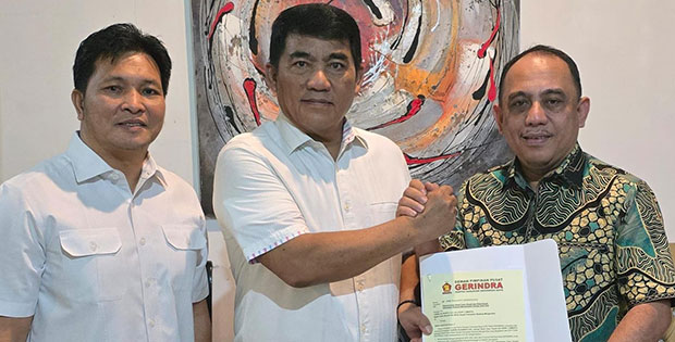 Terima-SK,-Yusra-Donny-Resmi-Didukung-Gerindra-di-Pilkada-Bolmong