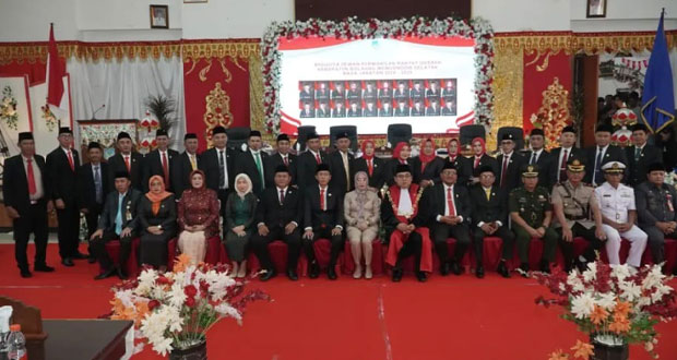 20-Anggota-DPRD-Bolsel-Terpilih-Periode-2024-2029-Resmi-Dilantik